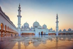 Two Emirates Grand Golf & Culture Tour